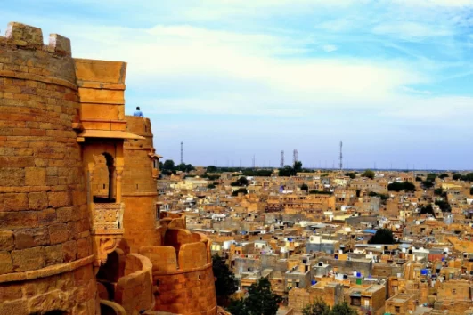 1 Day Agra and 1 Day Jaipur tour by car